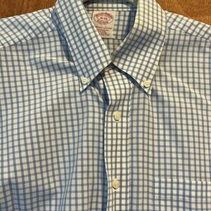 Brooks brother light weight cotton button down 16-33